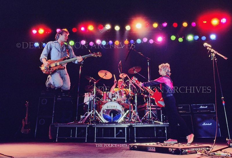 File:1979 11 09 live photo Dean M Simmon.jpg
