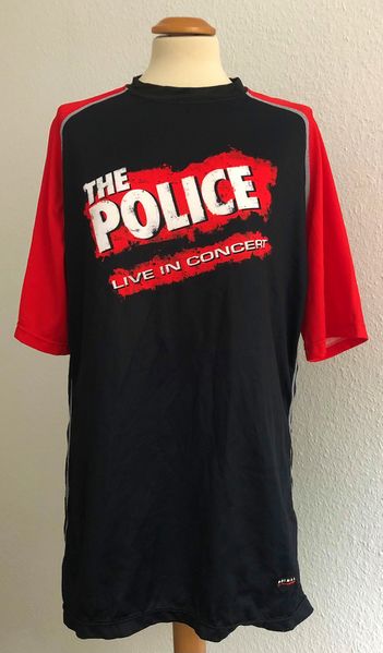 File:2007 tour Primal Wear t-shirt front.jpg