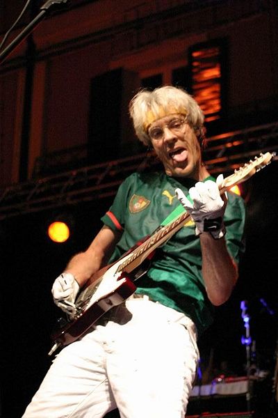 2006 07 21 longiano guitar.jpg