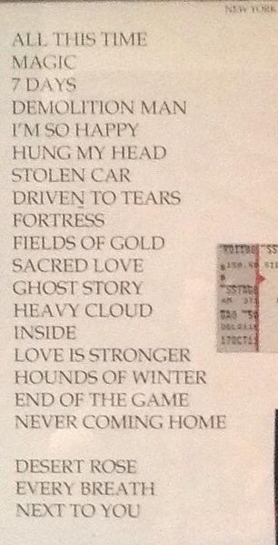 File:2011 11 08 Sting setlist Chrissie.jpg