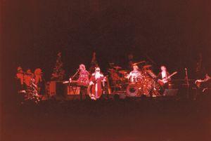 1983 12 24 concert 02 Zeb Cochran.jpg