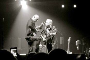 2014 03 09 Sting Paul Simon photo Michelle Bovio Sheridan.jpg
