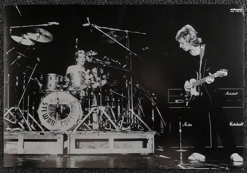 File:Walkerprint 1980 03 21 Police Sydney bw.jpg