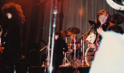 1985 12 07 Stewart performing Brian Wavy.jpg