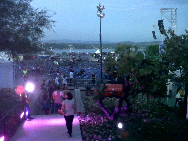 File:2015 10 10 venue 2 Izzamara Valencia Lopez.jpg